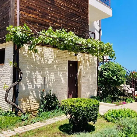 Apolon Complex Lejlighedshotel 4*