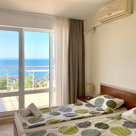 Apolon Complex Aparthotel