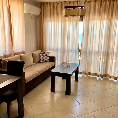 Apolon Complex Aparthotel 3*