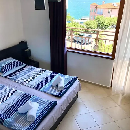 Apolon Complex Aparthotel