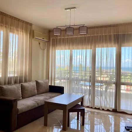 Apolon Complex Aparthotel 3*