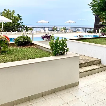 Apolon Complex Aparthotel