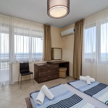 Aparthotel Apolon Complex 3*