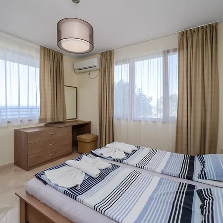 Aparthotel Apolon Complex