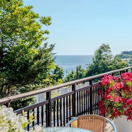 Apolon Complex Lejlighedshotel