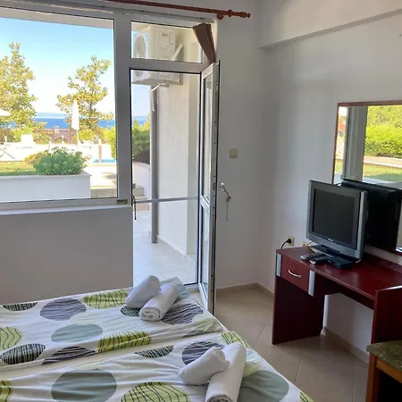 Apolon Complex Aparthotel