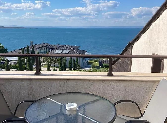 Apolon Complex Hotel apartamentowy 4*