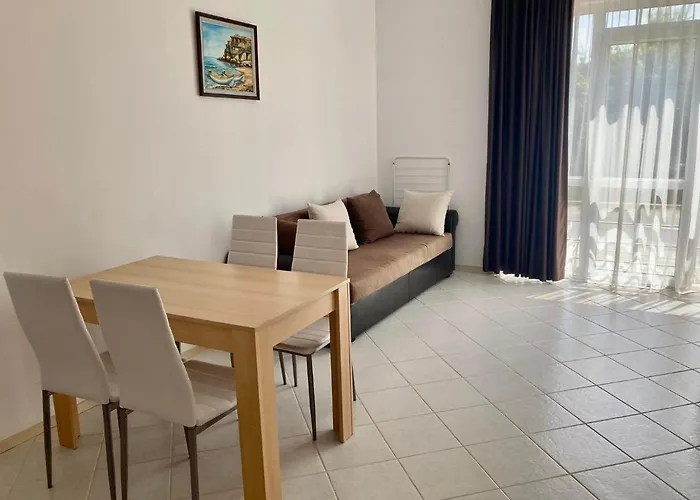 Apolon Complex Hotel apartamentowy 4*