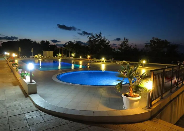 Apolon Complex Hotel apartamentowy