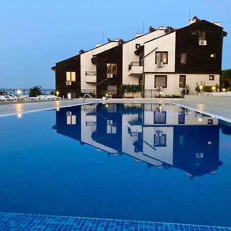 Apolon Complex Aparthotel