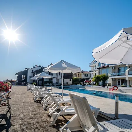 Apolon Complex 4*