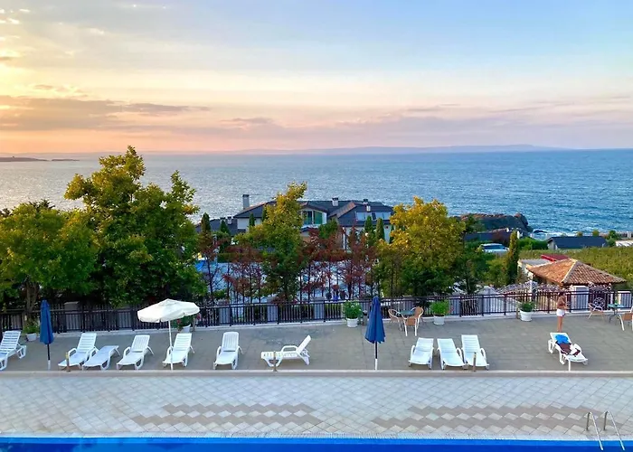 Apolon Complex سوزوبول